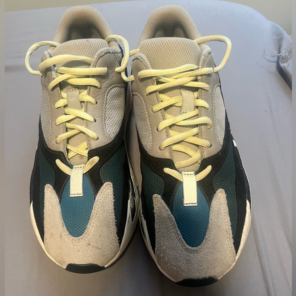 Yeezy Boost 700 Wave runner